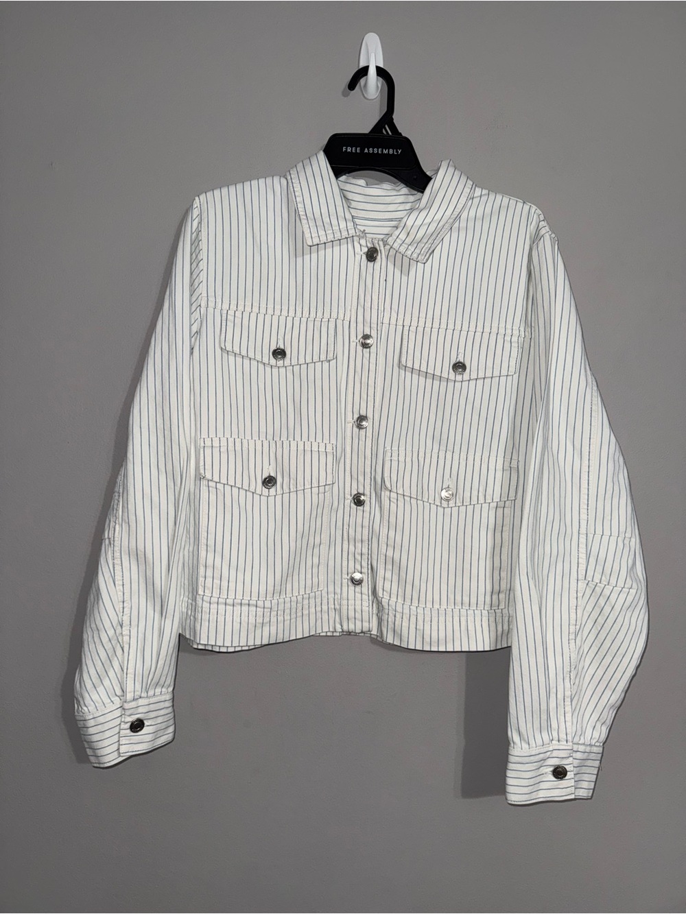Free Assembly Women’s White Blue Stripe Collared Denim Jacket XXL